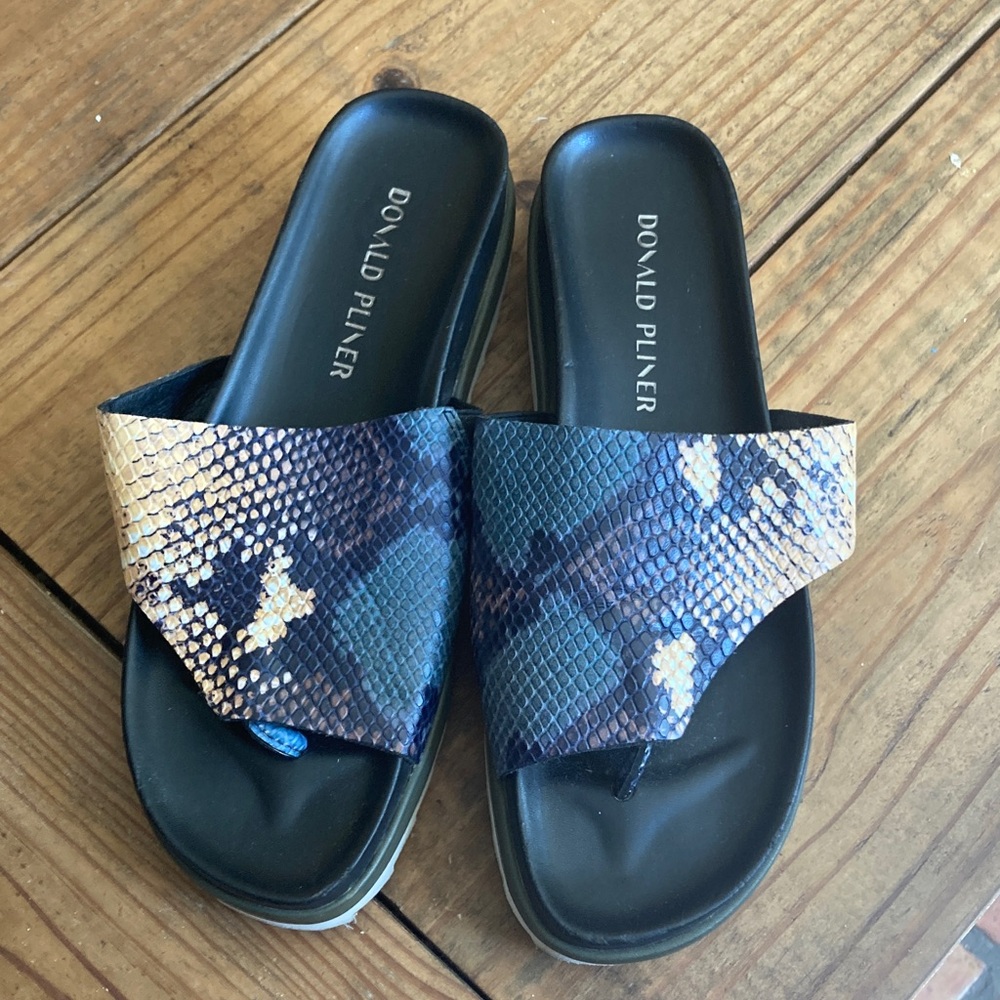 Donald J. Pliner Blue and Cream Snake-Print Slide Sandals